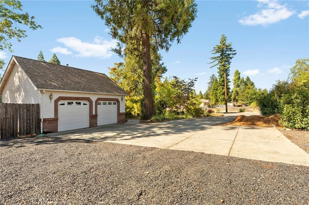 1490 Tobie Paradise, CA 95969
