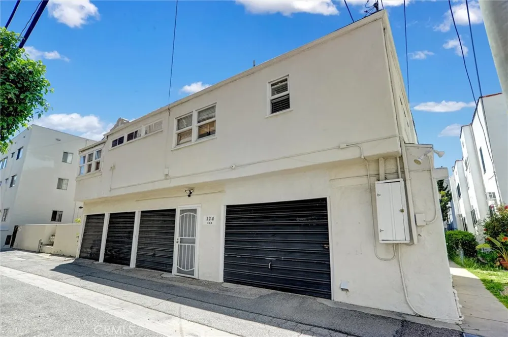 124 S Elm Drive #9 Beverly Hills, CA 90212