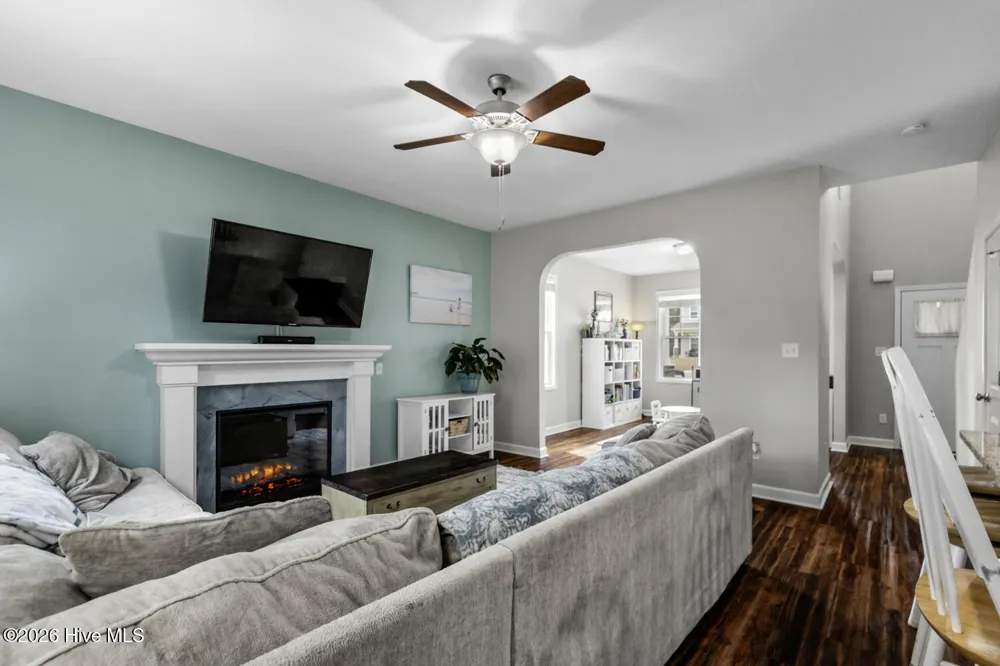 202 Seneca Court Holly Ridge, NC 28445