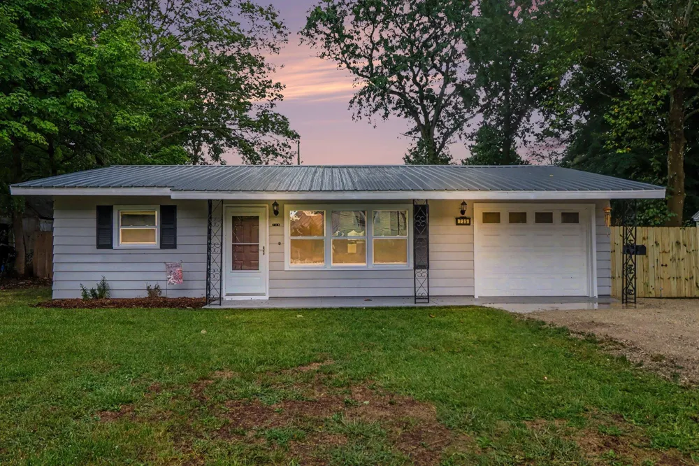 735 White Pigeon Road Constantine, MI 49042
