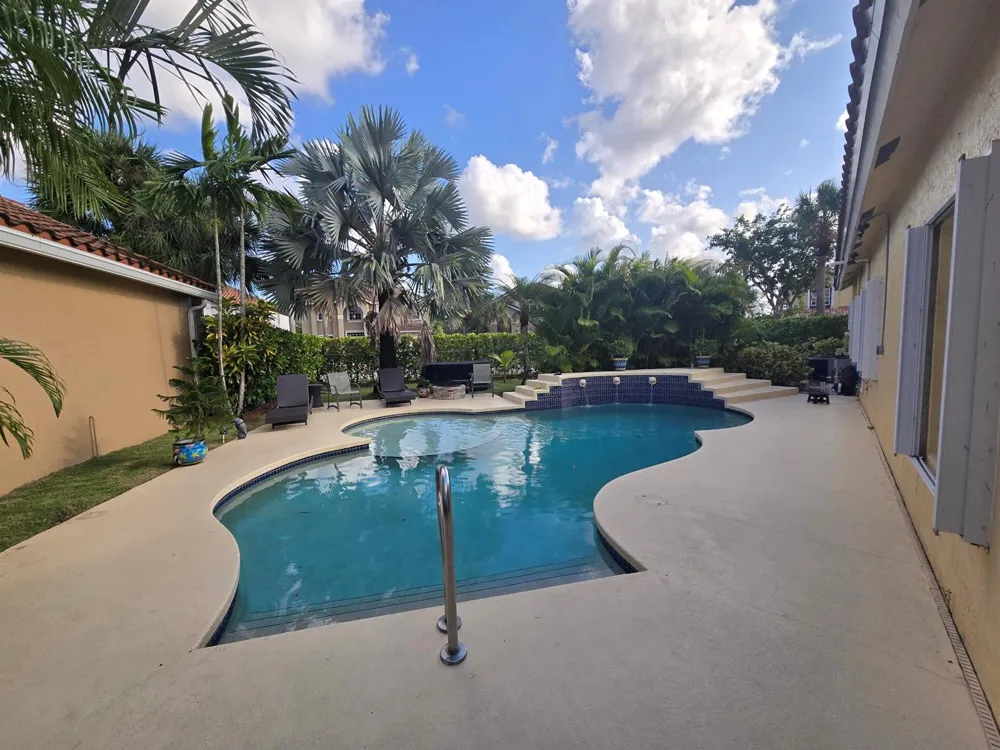 22112 ALTONA DRIVE Boca Raton, FL 33428
