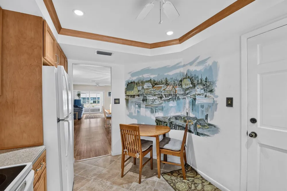 5510 OCEAN #207 Ocean Ridge, FL 33435