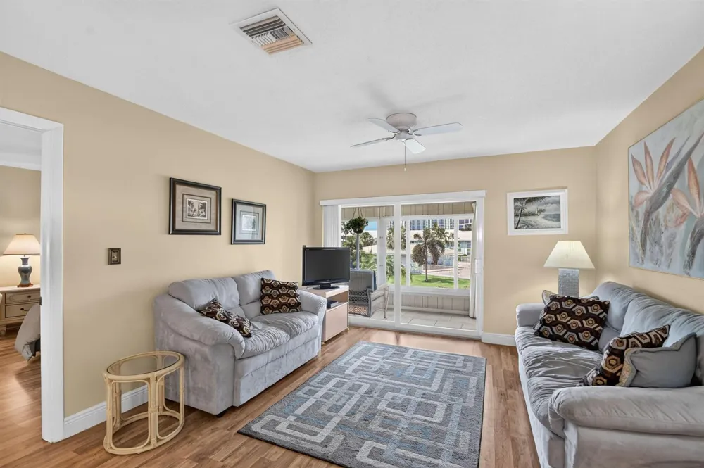 5510 OCEAN #207 Ocean Ridge, FL 33435