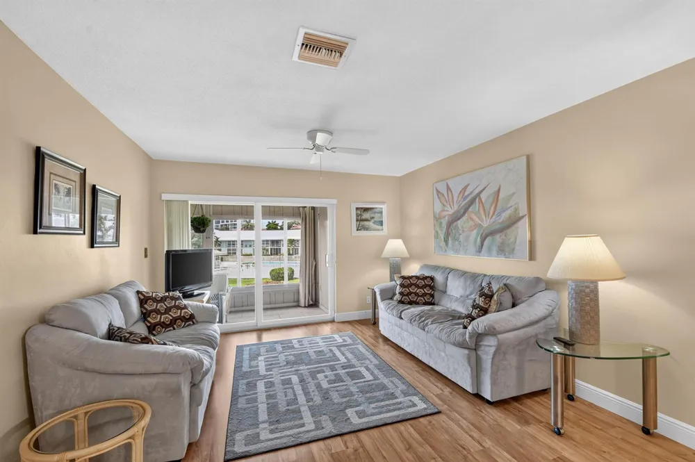 5510 OCEAN #207 Ocean Ridge, FL 33435