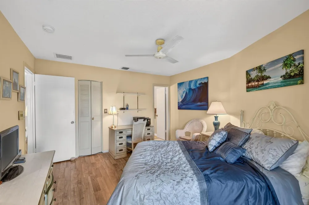 5510 OCEAN #207 Ocean Ridge, FL 33435