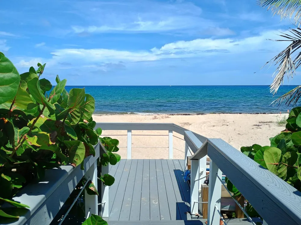 5510 OCEAN #207 Ocean Ridge, FL 33435
