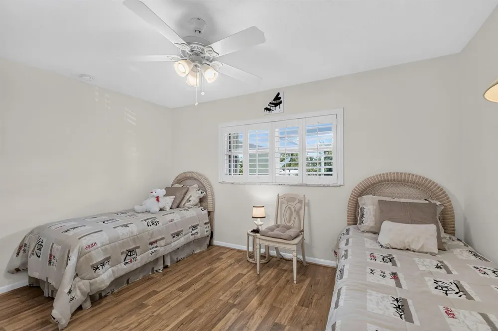 5510 OCEAN #207 Ocean Ridge, FL 33435