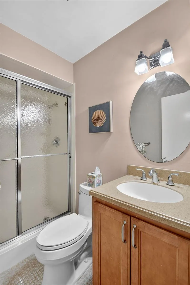 5510 OCEAN #207 Ocean Ridge, FL 33435