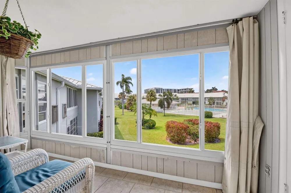 5510 OCEAN #207 Ocean Ridge, FL 33435