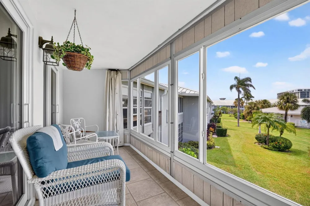 5510 OCEAN #207 Ocean Ridge, FL 33435