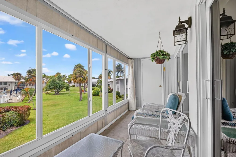 5510 OCEAN #207 Ocean Ridge, FL 33435