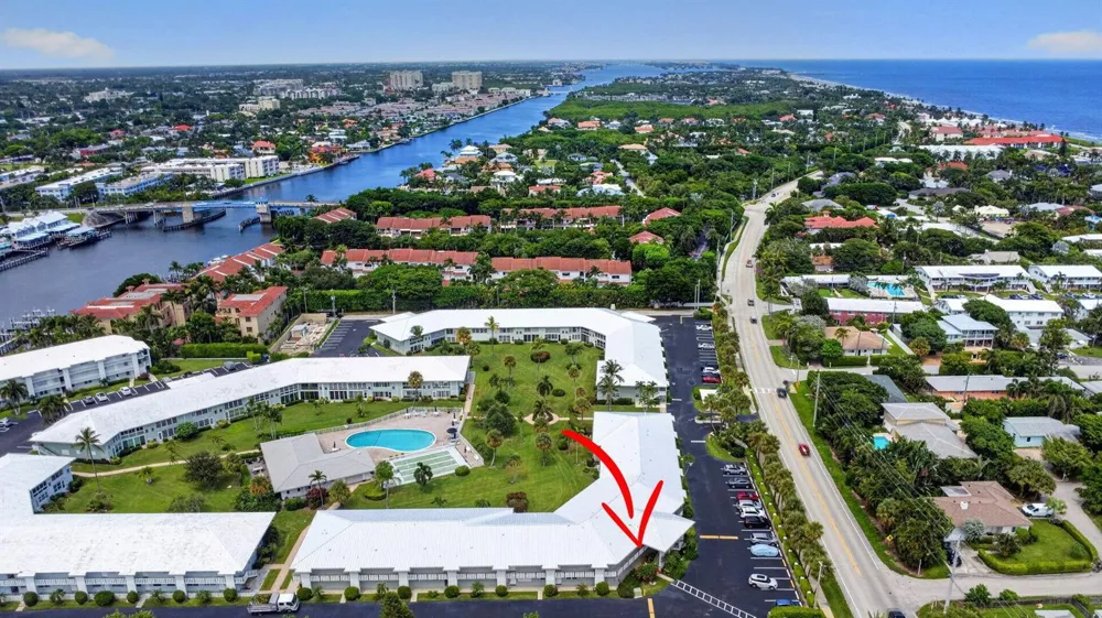 5510 OCEAN #207 Ocean Ridge, FL 33435