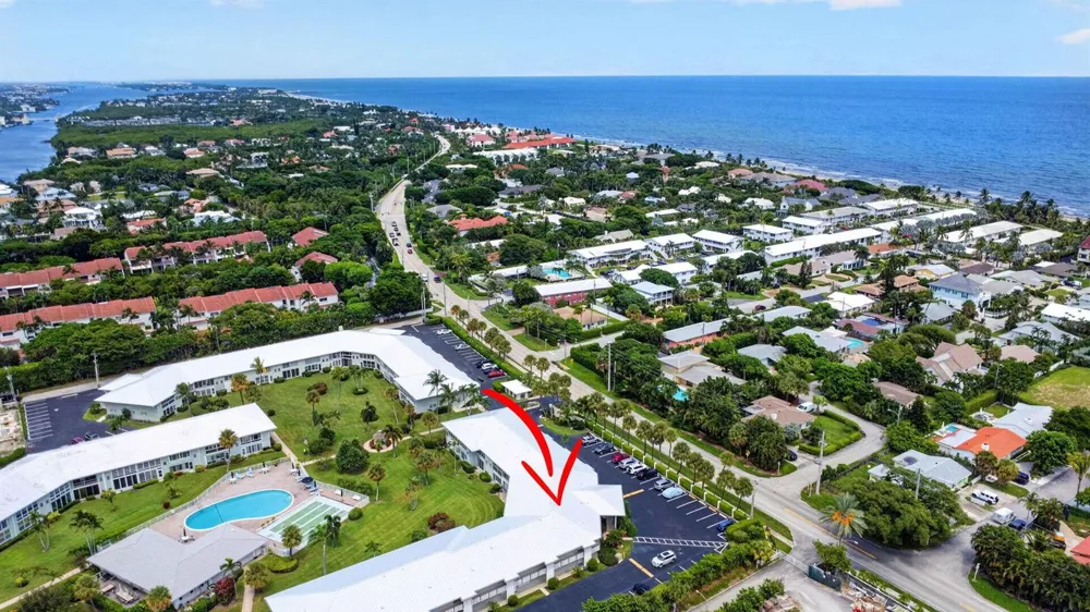 5510 OCEAN #207 Ocean Ridge, FL 33435