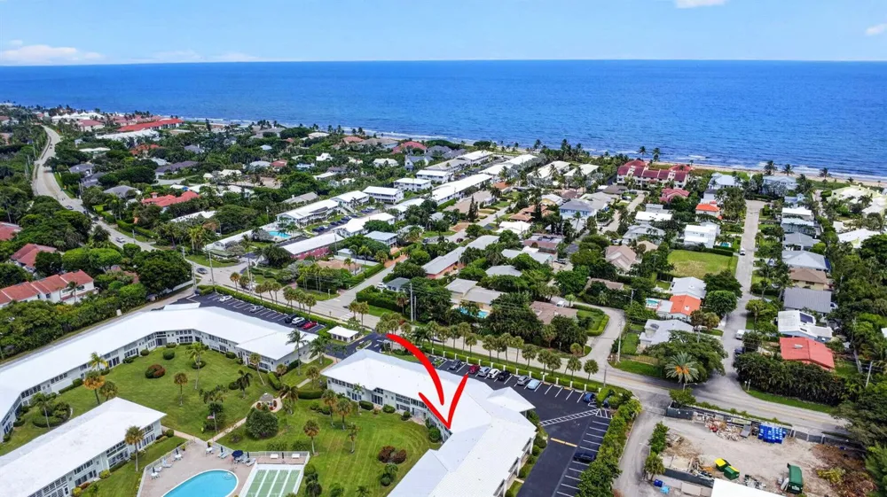 5510 OCEAN #207 Ocean Ridge, FL 33435