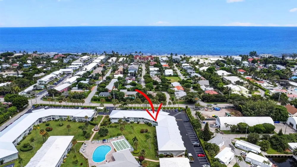 5510 OCEAN #207 Ocean Ridge, FL 33435