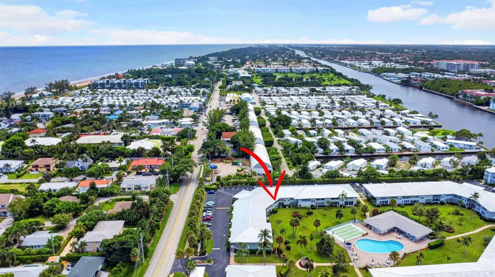 5510 OCEAN #207 Ocean Ridge, FL 33435