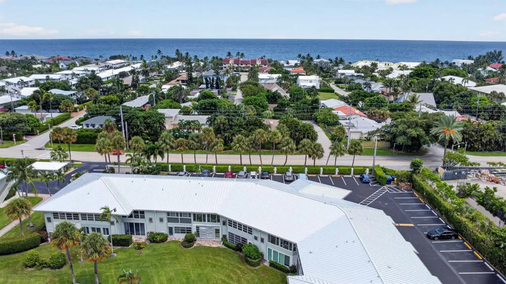 5510 OCEAN #207 Ocean Ridge, FL 33435