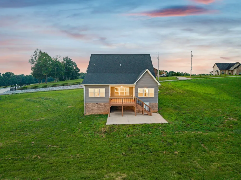 3968 Chapel Hill Rd Clarksville, TN 37040