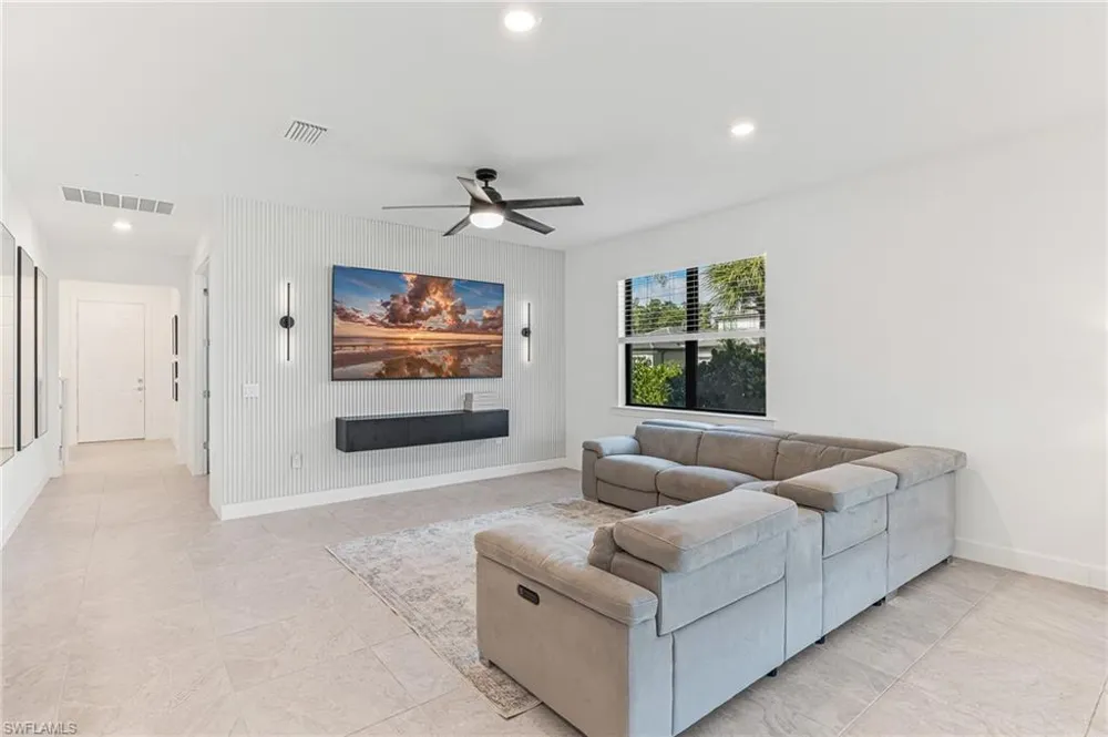 18230 Parksville Drive Estero, FL 33928