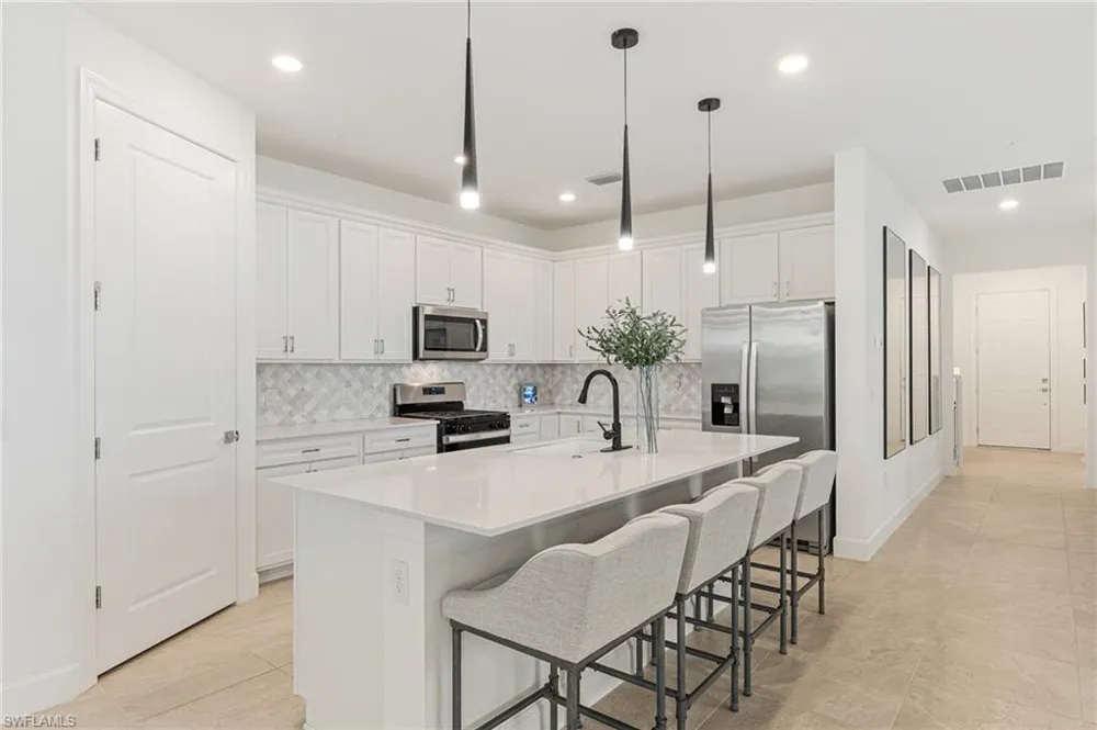18230 Parksville Drive Estero, FL 33928