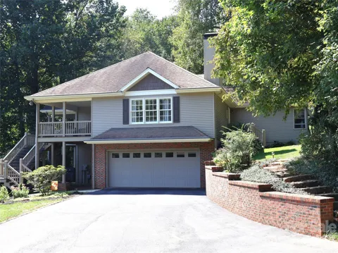 105 Deer Glade Lane