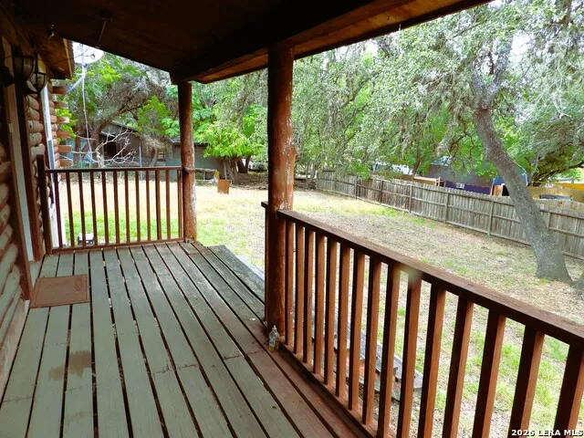 162 Water View Drive Lakehills, TX 78063