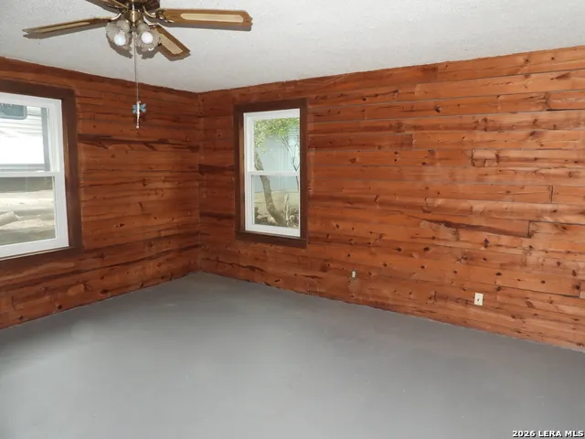 162 Water View Drive Lakehills, TX 78063