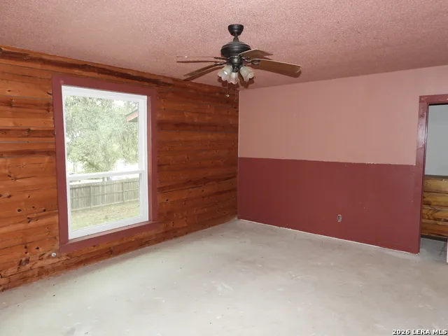 162 Water View Drive Lakehills, TX 78063