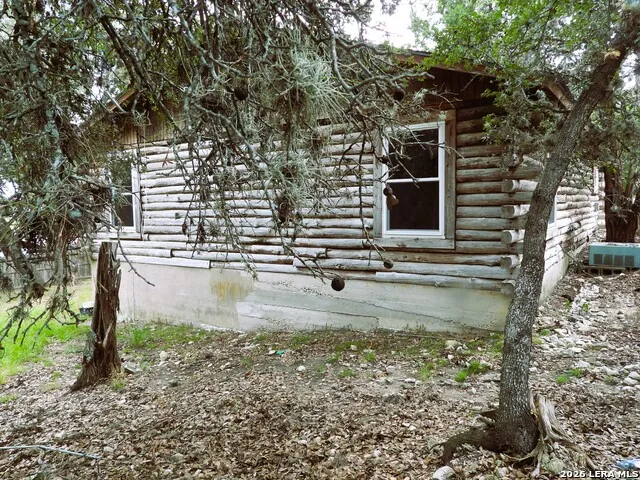 162 Water View Drive Lakehills, TX 78063