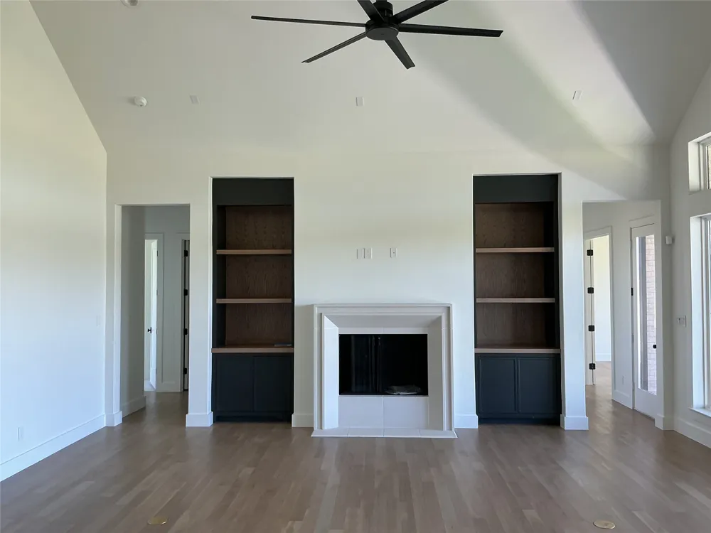 132 Devi Drive Waxahachie, TX 75165