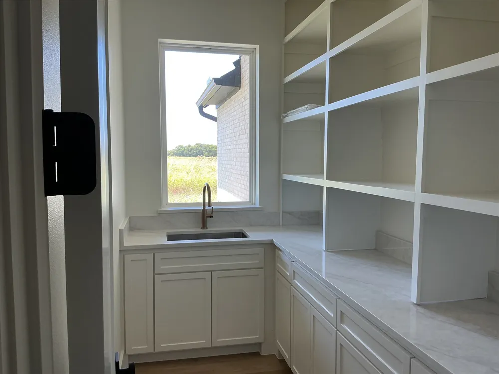 132 Devi Drive Waxahachie, TX 75165
