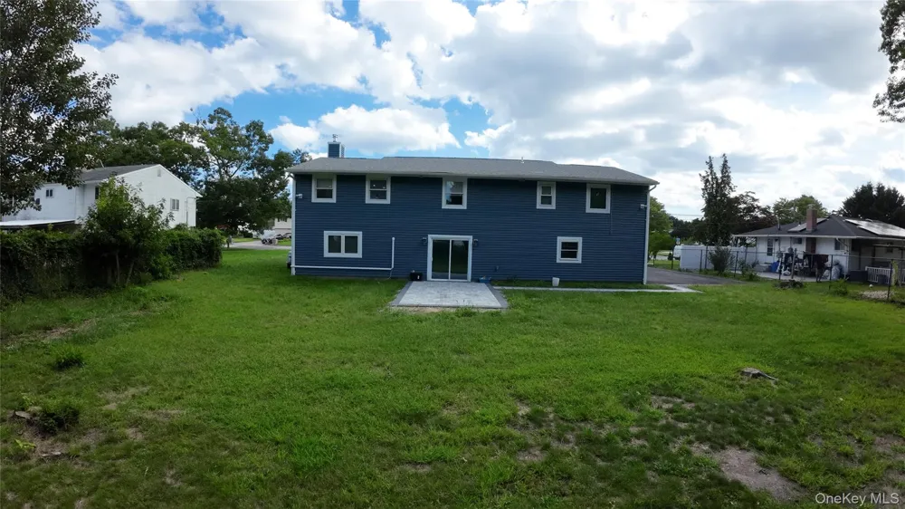 529 Spur Drive Bay Shore, NY 11706