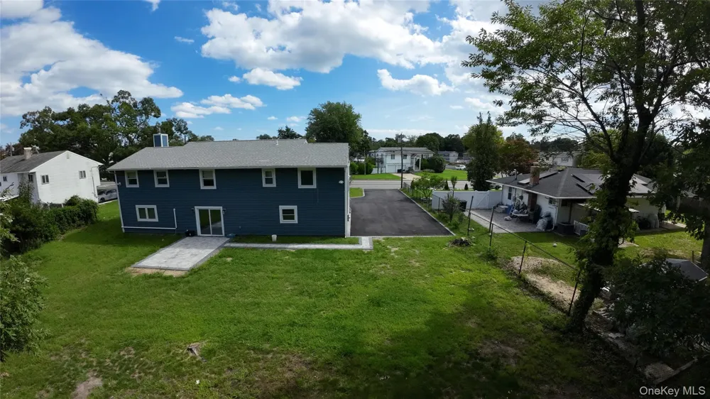 529 Spur Drive Bay Shore, NY 11706