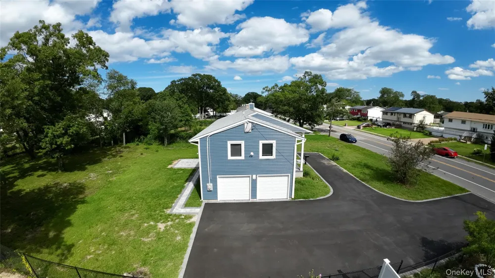 529 Spur Drive Bay Shore, NY 11706