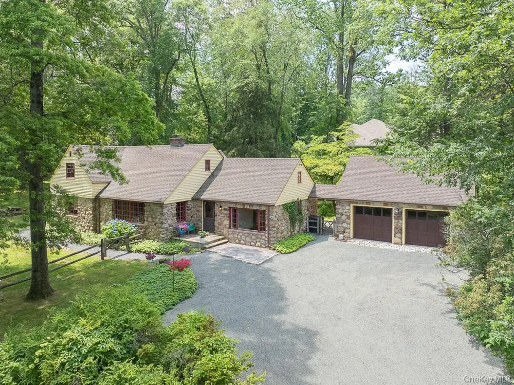 75 Van Houten Fields West Nyack, NY 10994