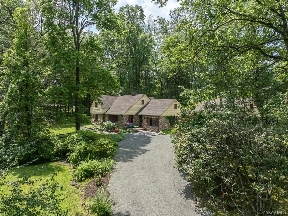 75 Van Houten Fields West Nyack, NY 10994