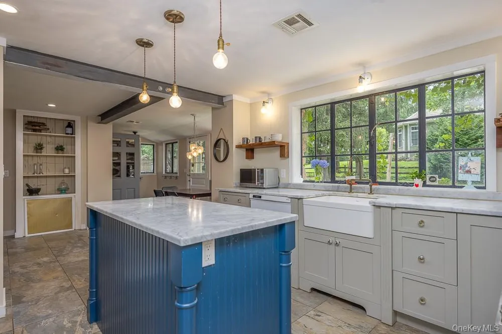 75 Van Houten Fields West Nyack, NY 10994