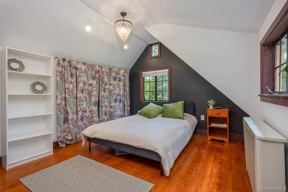 75 Van Houten Fields West Nyack, NY 10994