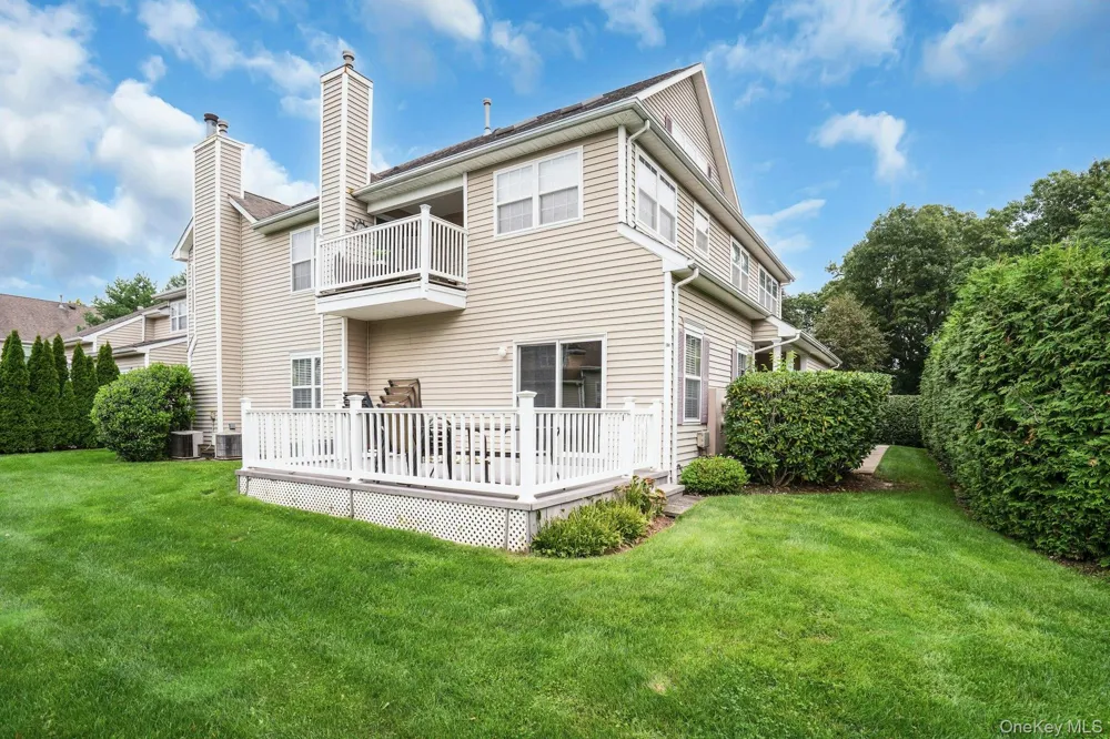 107 Deer Valley Drive Nesconset, NY 11767