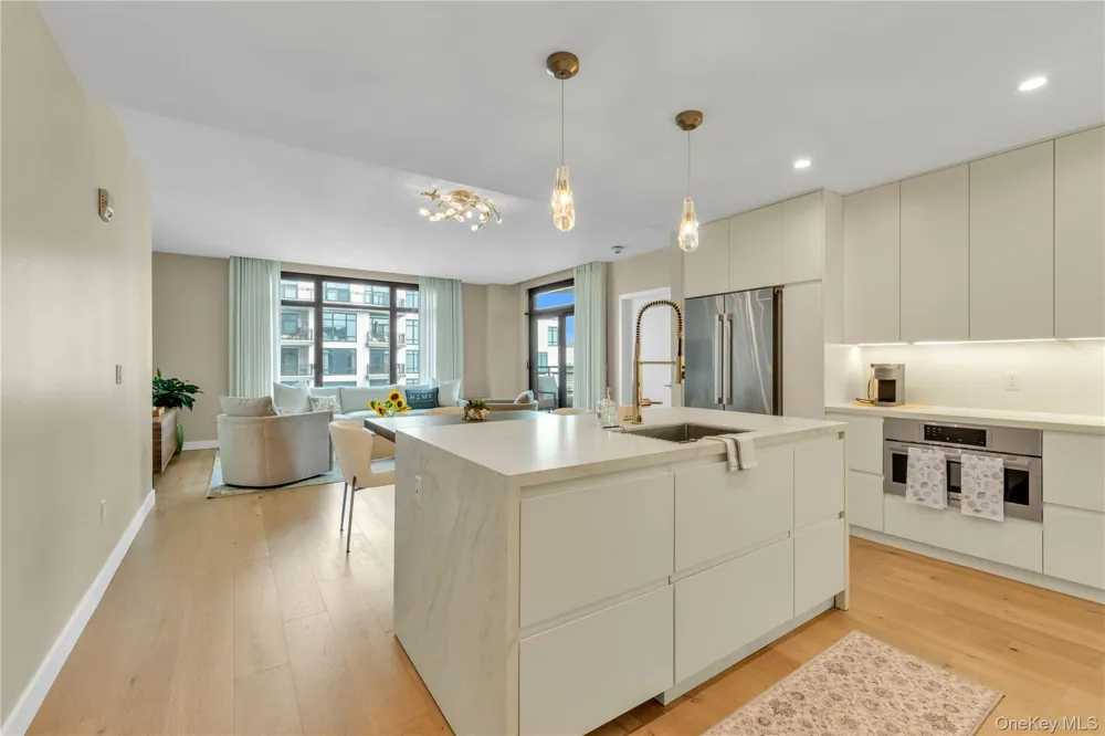 100 Boardwalk #904A Long Beach, NY 11561