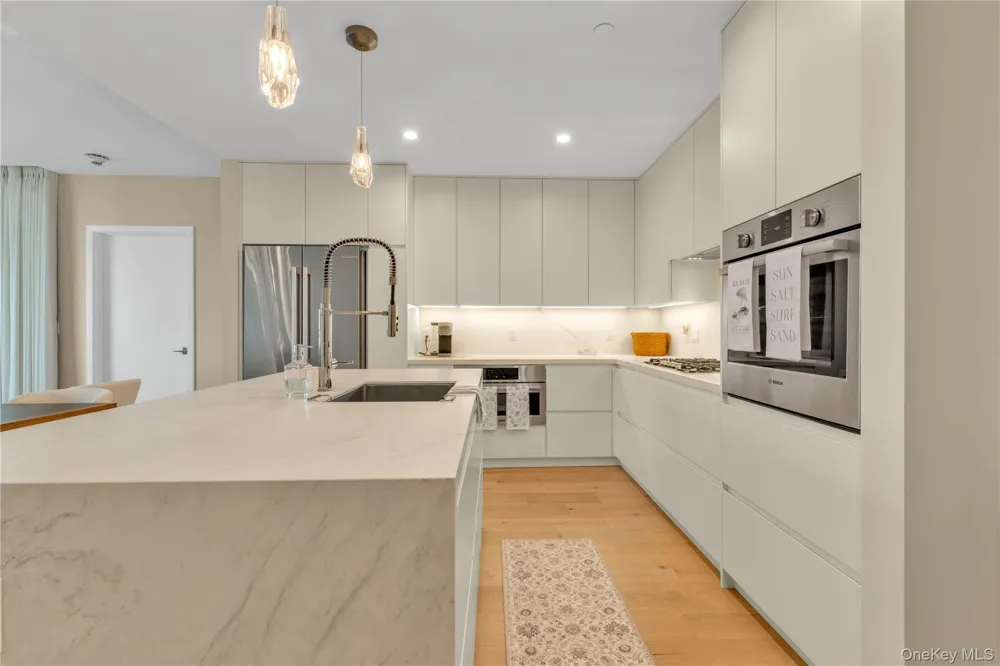 100 Boardwalk #904A Long Beach, NY 11561