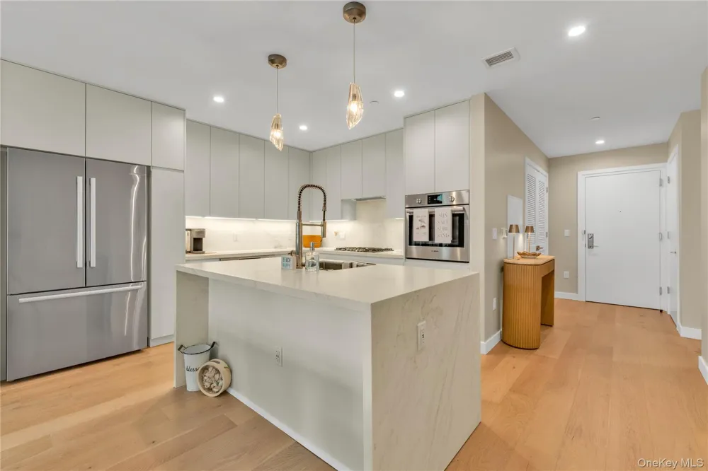 100 Boardwalk #904A Long Beach, NY 11561