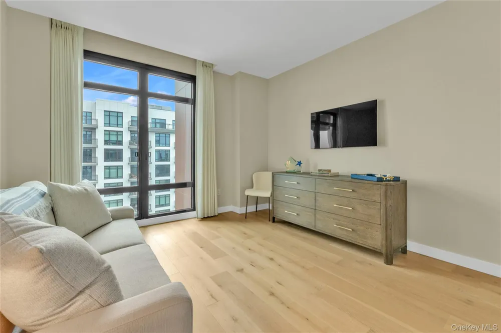 100 Boardwalk #904A Long Beach, NY 11561