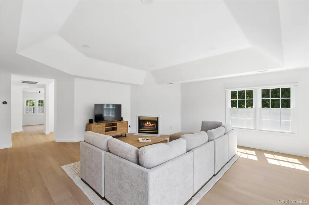 79 Lakebridge Drive S Kings Park, NY 11754