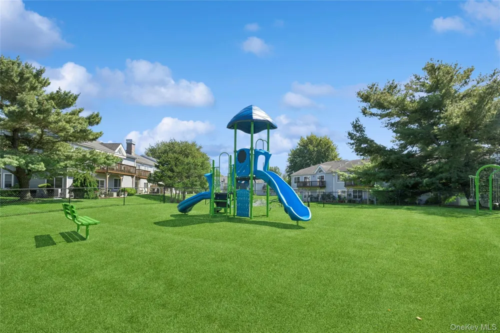 79 Lakebridge Drive S Kings Park, NY 11754