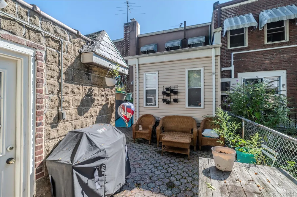 2612 150th Street Whitestone, NY 11354
