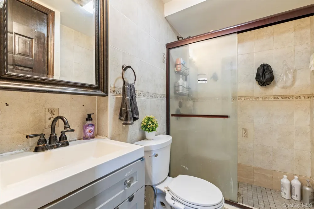 236 Dogwood Avenue Franklin Square, NY 11010