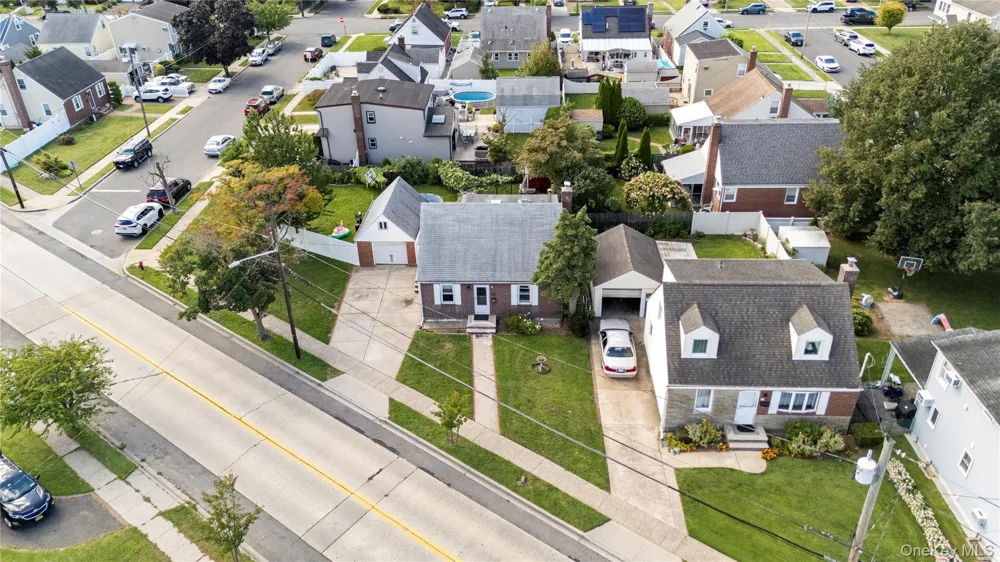 236 Dogwood Avenue Franklin Square, NY 11010