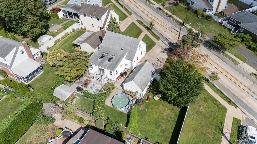 236 Dogwood Avenue Franklin Square, NY 11010