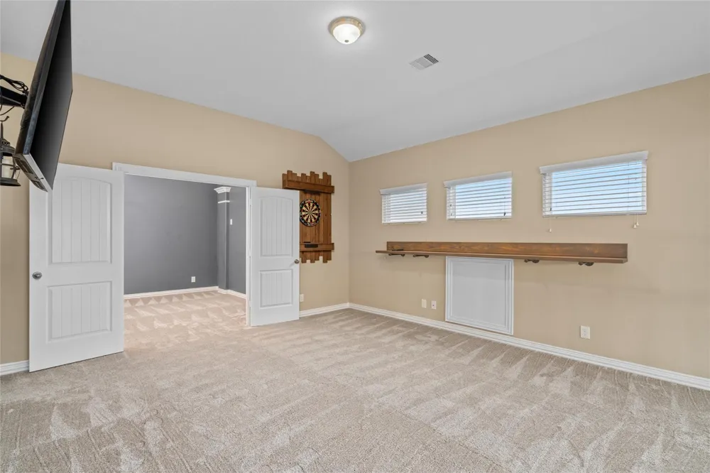 414 W Bend Drive League City, TX 77573